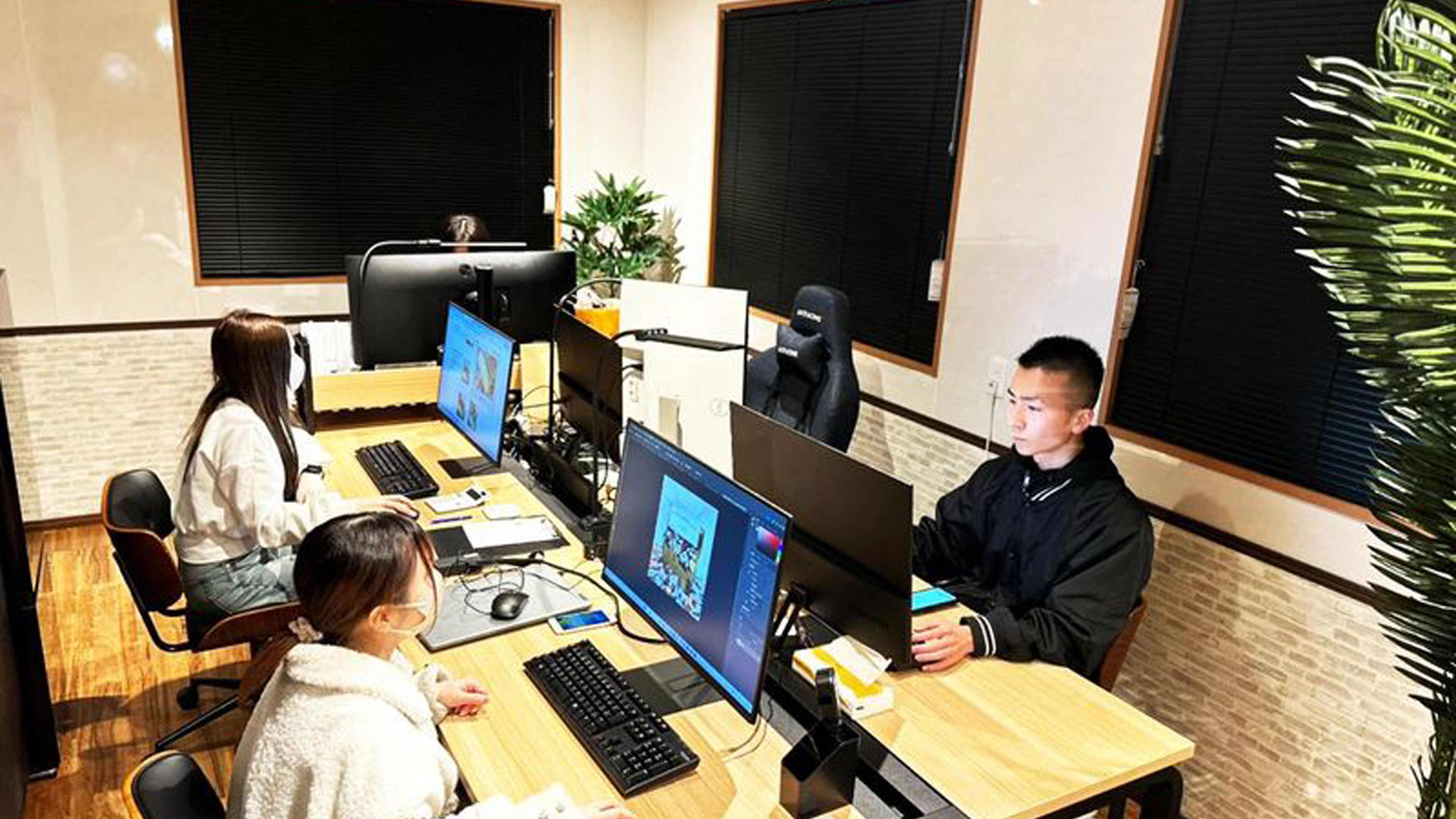 7.デザイナーの様子